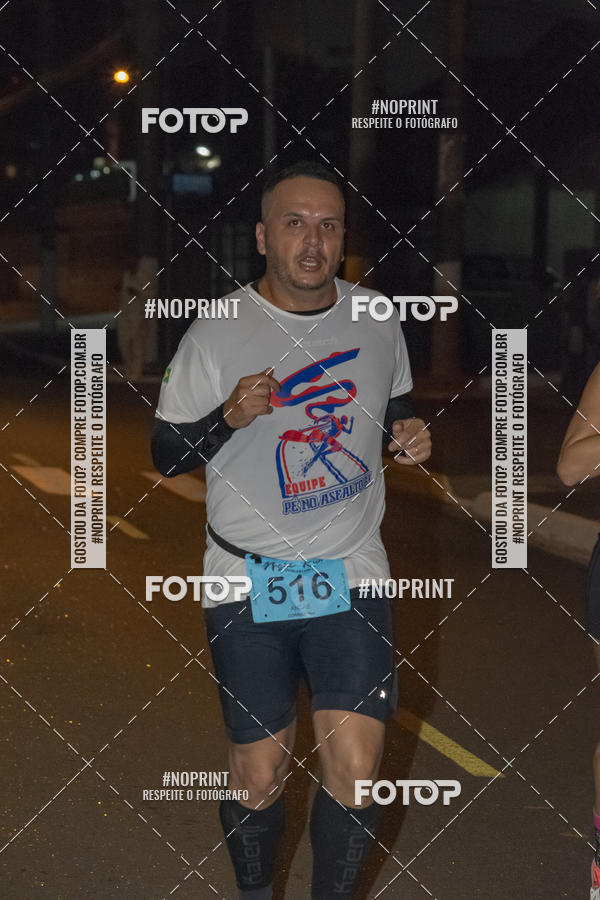Buy your photos of the eventNight Run 5K 10K Praia Grande on Fotop