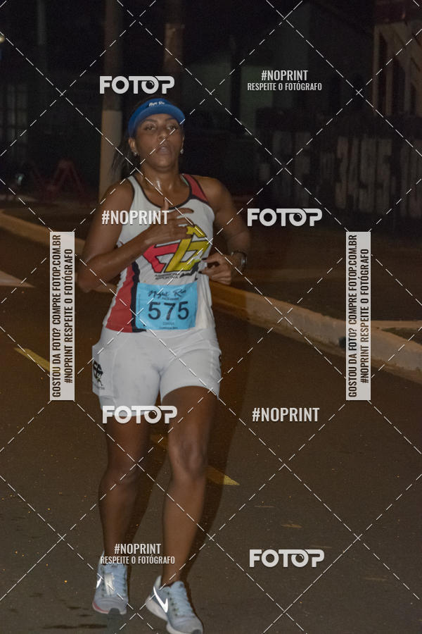 Buy your photos of the eventNight Run 5K 10K Praia Grande on Fotop