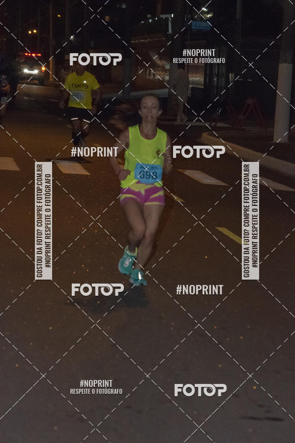 Buy your photos of the eventNight Run 5K 10K Praia Grande on Fotop