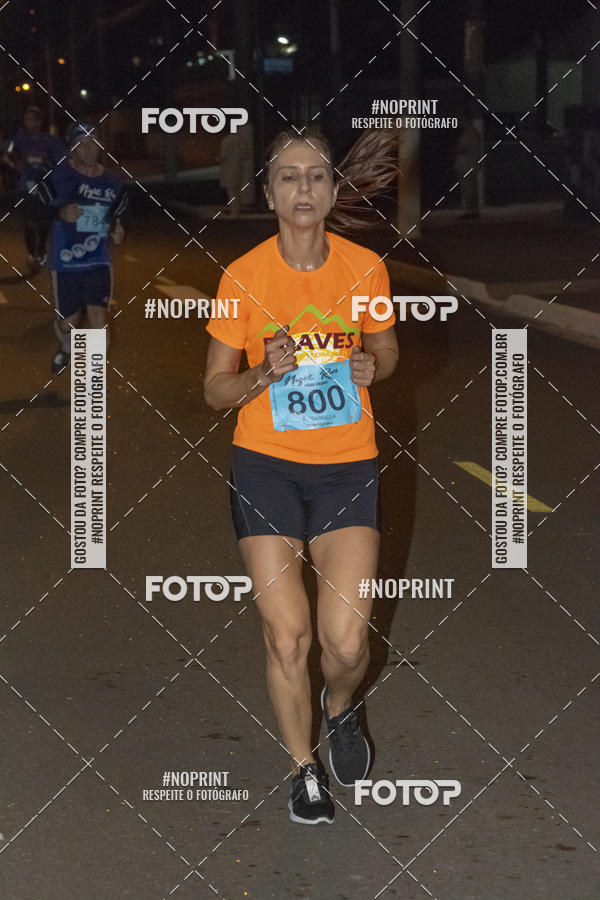 Buy your photos of the eventNight Run 5K 10K Praia Grande on Fotop
