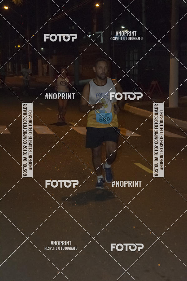 Buy your photos of the eventNight Run 5K 10K Praia Grande on Fotop