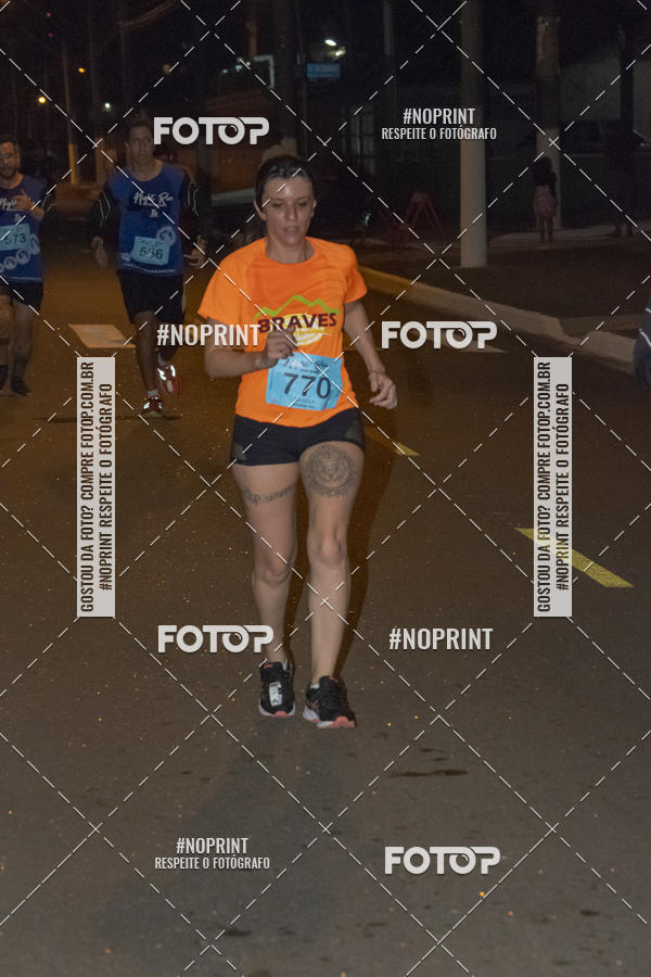 Buy your photos of the eventNight Run 5K 10K Praia Grande on Fotop