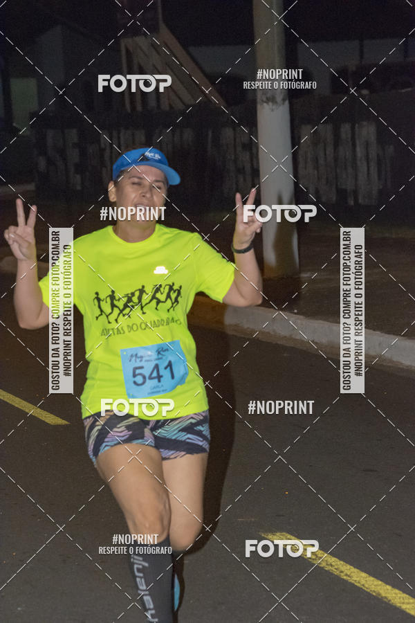 Buy your photos of the eventNight Run 5K 10K Praia Grande on Fotop