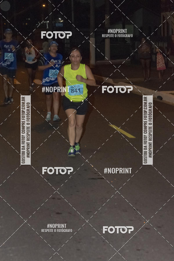 Buy your photos of the eventNight Run 5K 10K Praia Grande on Fotop