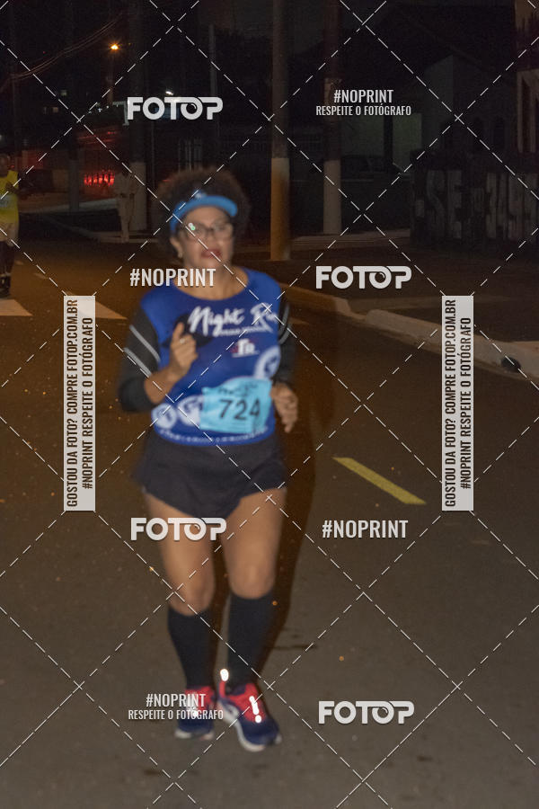 Buy your photos of the eventNight Run 5K 10K Praia Grande on Fotop