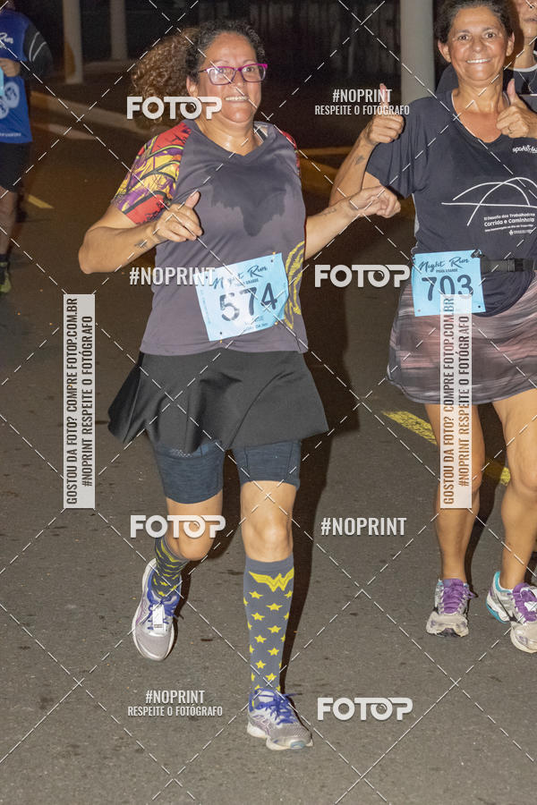 Buy your photos of the eventNight Run 5K 10K Praia Grande on Fotop
