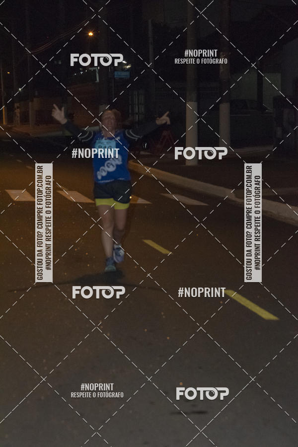 Buy your photos of the eventNight Run 5K 10K Praia Grande on Fotop