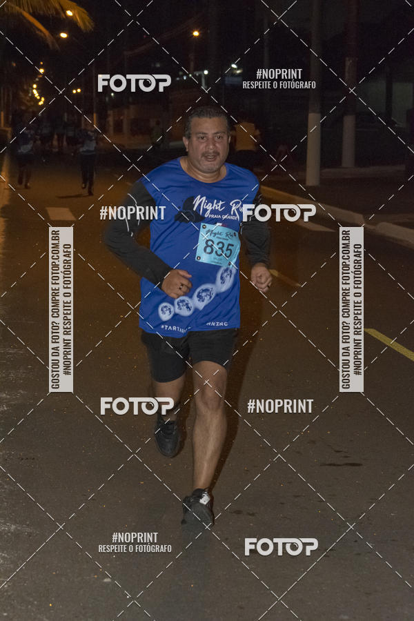 Buy your photos of the eventNight Run 5K 10K Praia Grande on Fotop