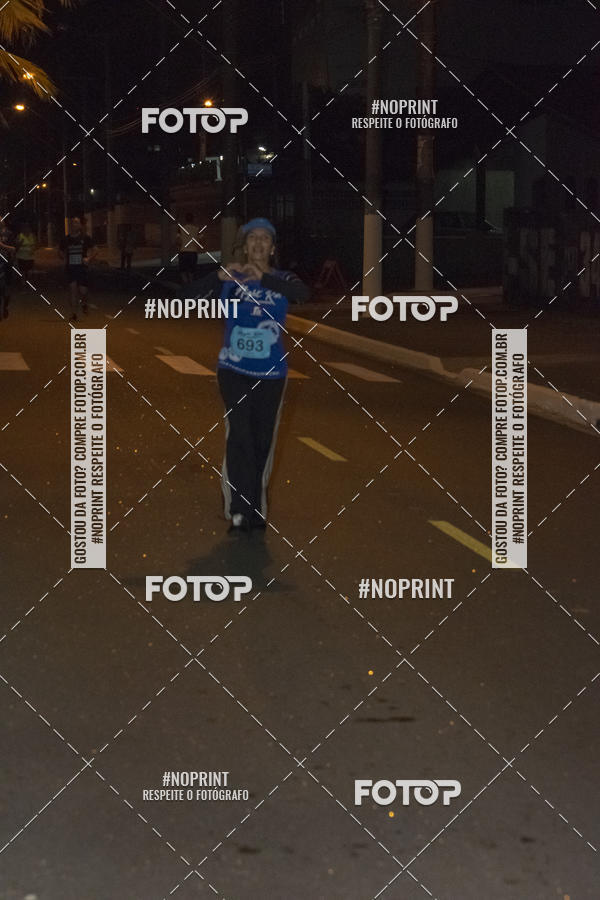 Buy your photos of the eventNight Run 5K 10K Praia Grande on Fotop