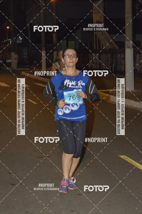 Buy your photos of the eventNight Run 5K 10K Praia Grande on Fotop
