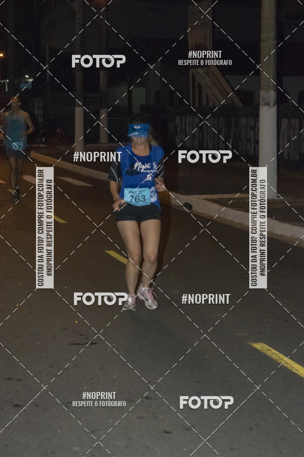 Buy your photos of the eventNight Run 5K 10K Praia Grande on Fotop