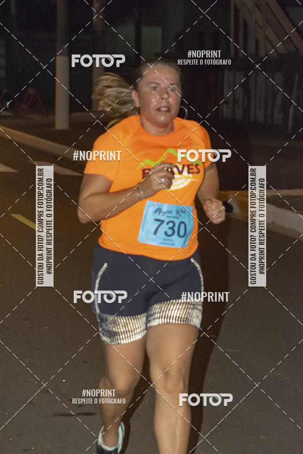 Buy your photos of the eventNight Run 5K 10K Praia Grande on Fotop