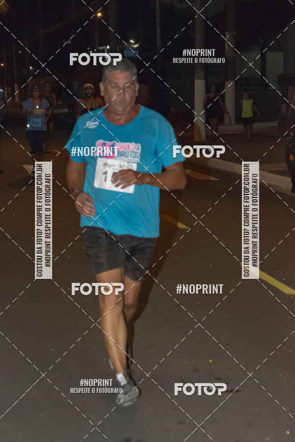 Buy your photos of the eventNight Run 5K 10K Praia Grande on Fotop