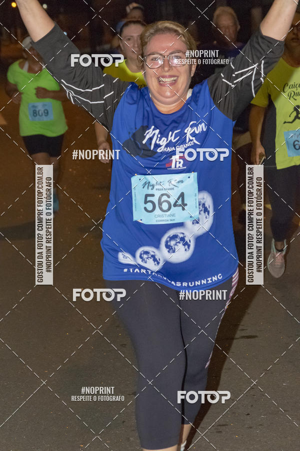 Buy your photos of the eventNight Run 5K 10K Praia Grande on Fotop