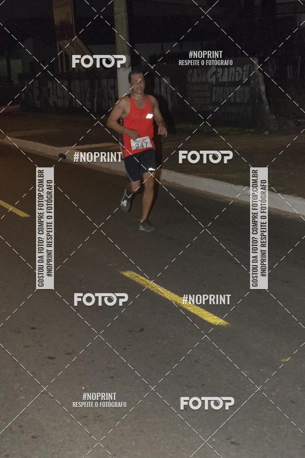 Buy your photos of the eventNight Run 5K 10K Praia Grande on Fotop
