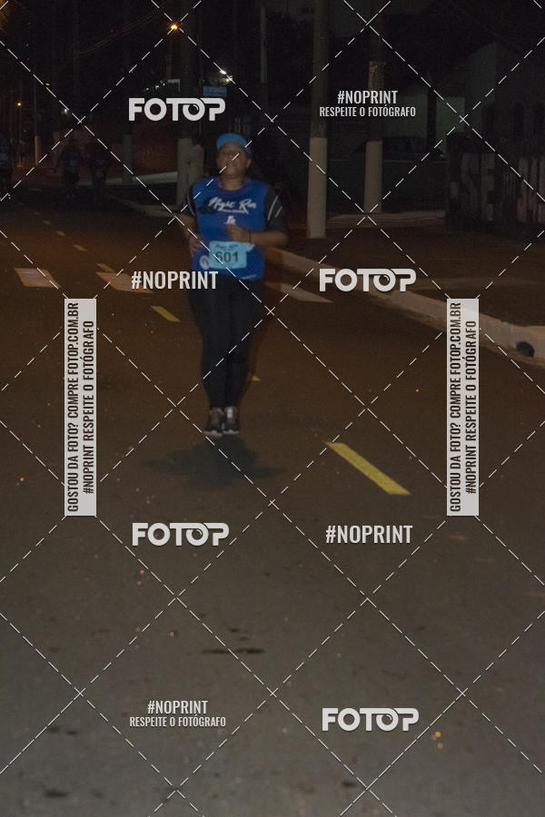 Buy your photos of the eventNight Run 5K 10K Praia Grande on Fotop