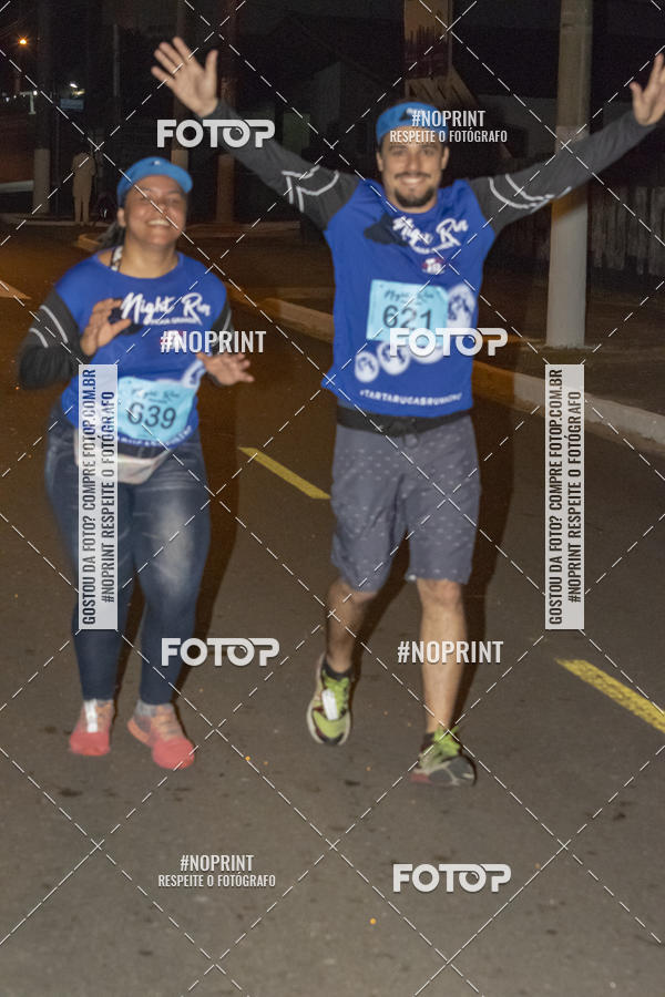 Buy your photos of the eventNight Run 5K 10K Praia Grande on Fotop