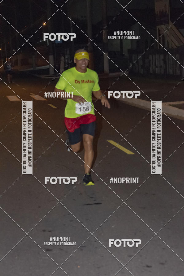 Buy your photos of the eventNight Run 5K 10K Praia Grande on Fotop