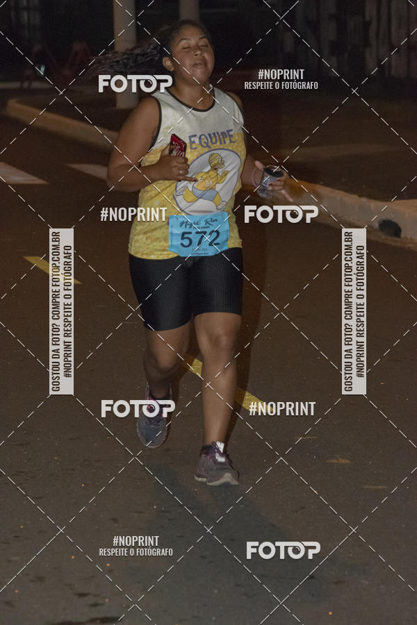 Buy your photos of the eventNight Run 5K 10K Praia Grande on Fotop