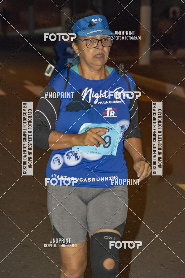 Buy your photos of the eventNight Run 5K 10K Praia Grande on Fotop