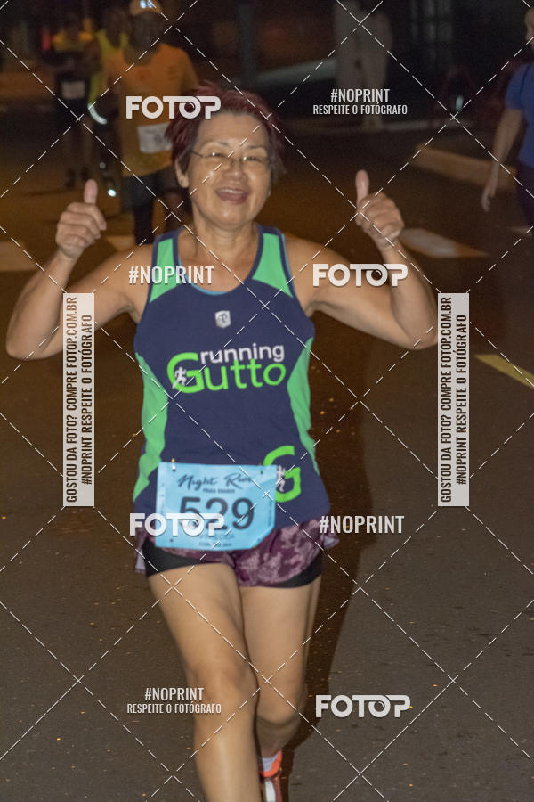 Buy your photos of the eventNight Run 5K 10K Praia Grande on Fotop