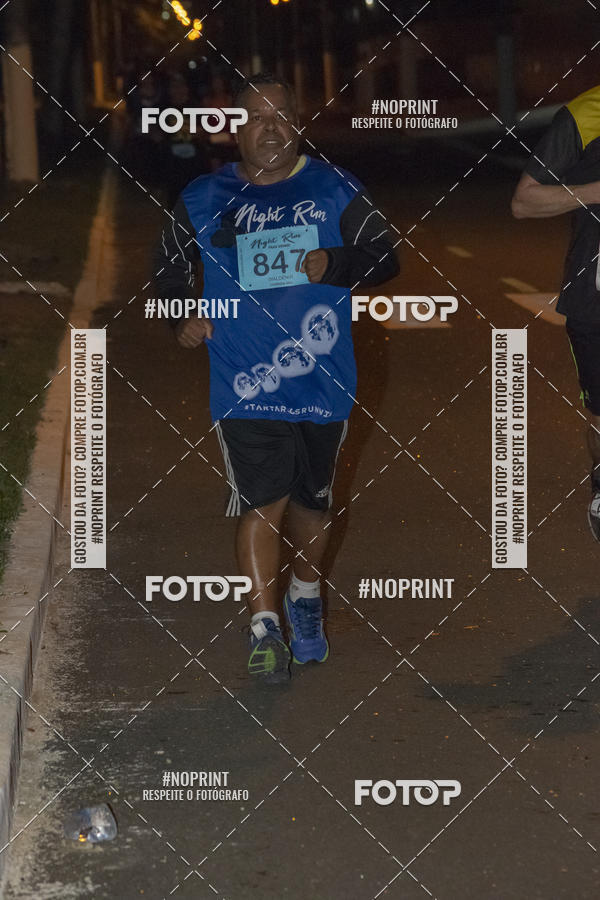 Buy your photos of the eventNight Run 5K 10K Praia Grande on Fotop