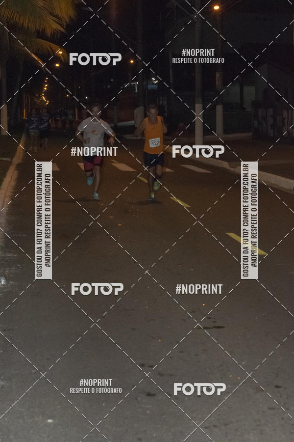 Buy your photos of the eventNight Run 5K 10K Praia Grande on Fotop