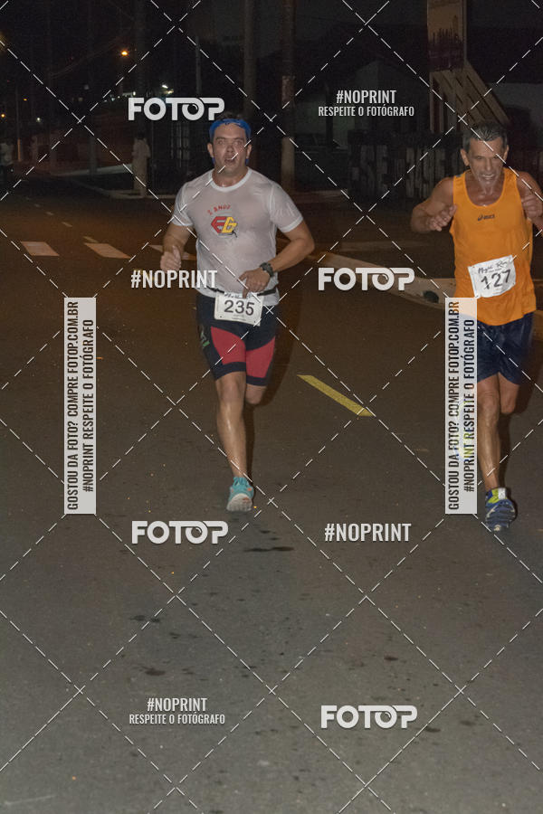 Buy your photos of the eventNight Run 5K 10K Praia Grande on Fotop
