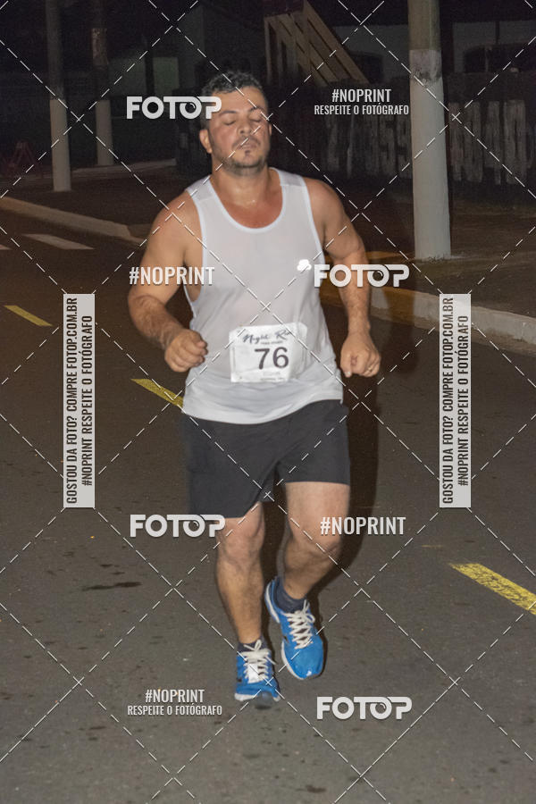 Buy your photos of the eventNight Run 5K 10K Praia Grande on Fotop