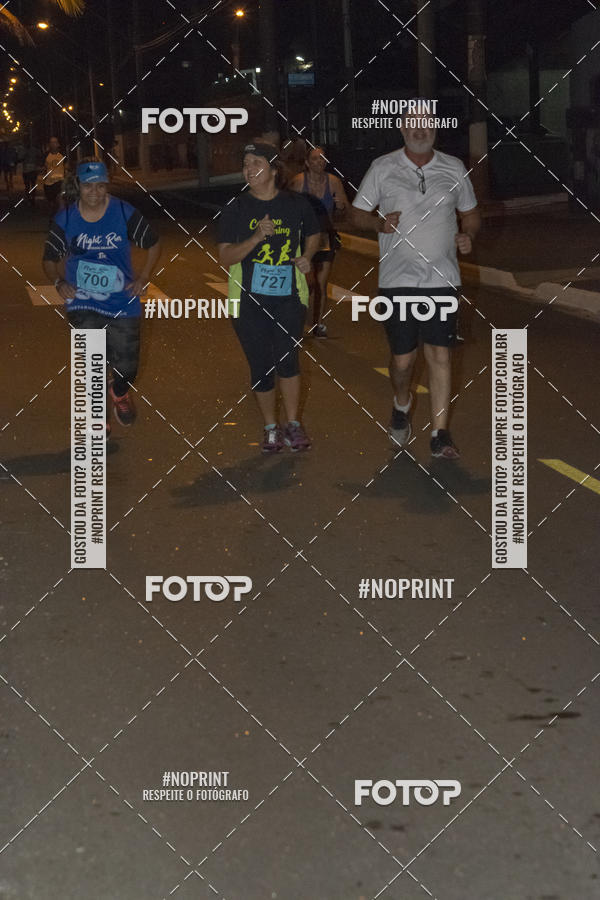 Buy your photos of the eventNight Run 5K 10K Praia Grande on Fotop