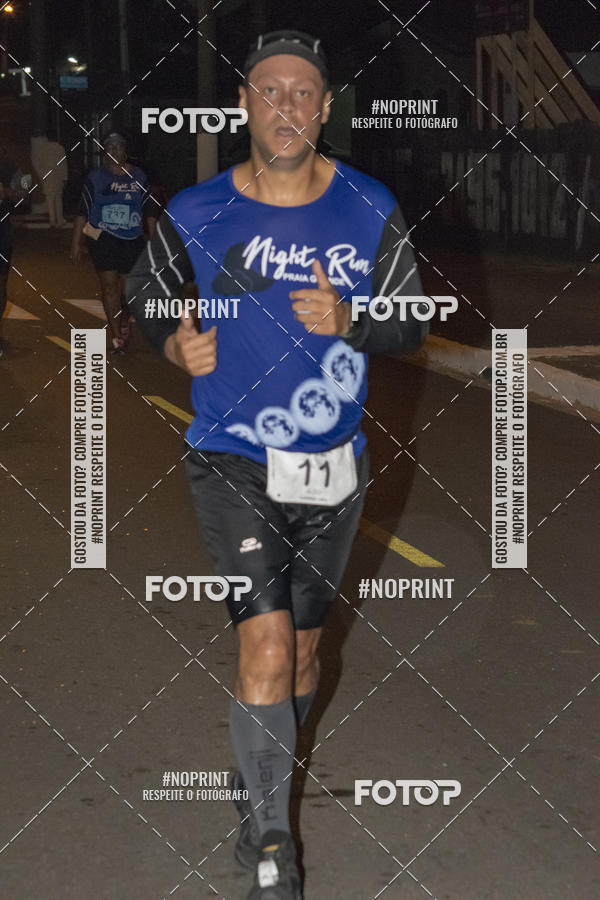 Buy your photos of the eventNight Run 5K 10K Praia Grande on Fotop