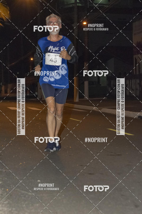 Buy your photos of the eventNight Run 5K 10K Praia Grande on Fotop