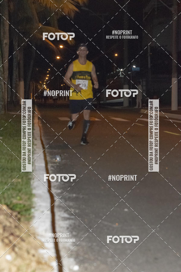 Buy your photos of the eventNight Run 5K 10K Praia Grande on Fotop