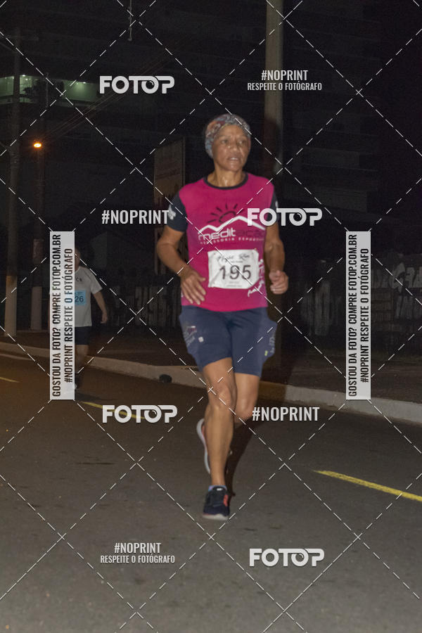Buy your photos of the eventNight Run 5K 10K Praia Grande on Fotop