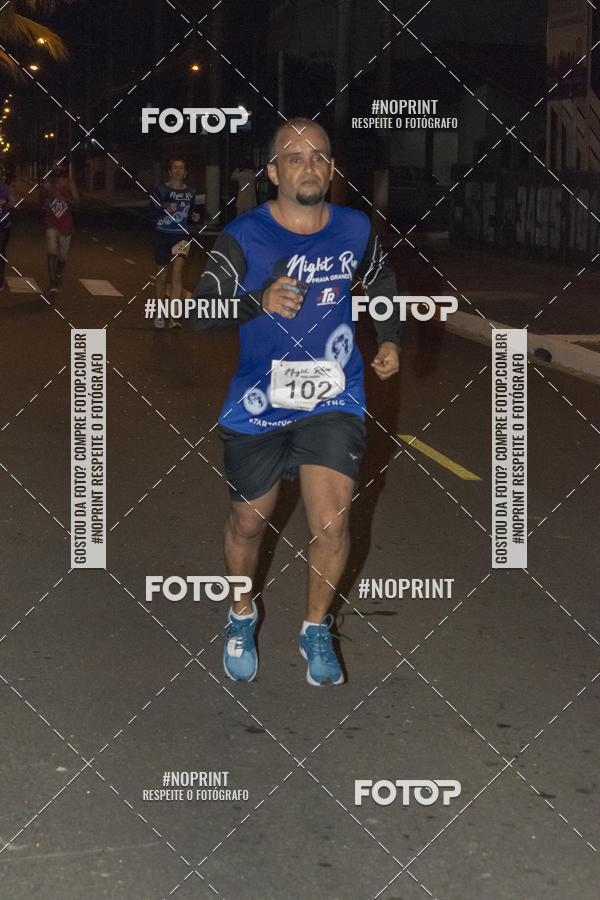 Buy your photos of the eventNight Run 5K 10K Praia Grande on Fotop