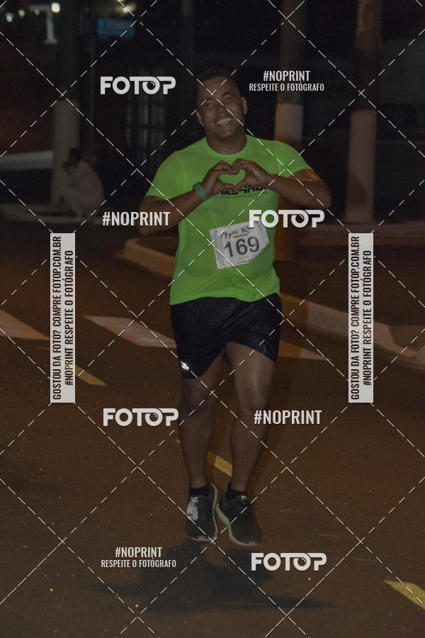 Buy your photos of the eventNight Run 5K 10K Praia Grande on Fotop