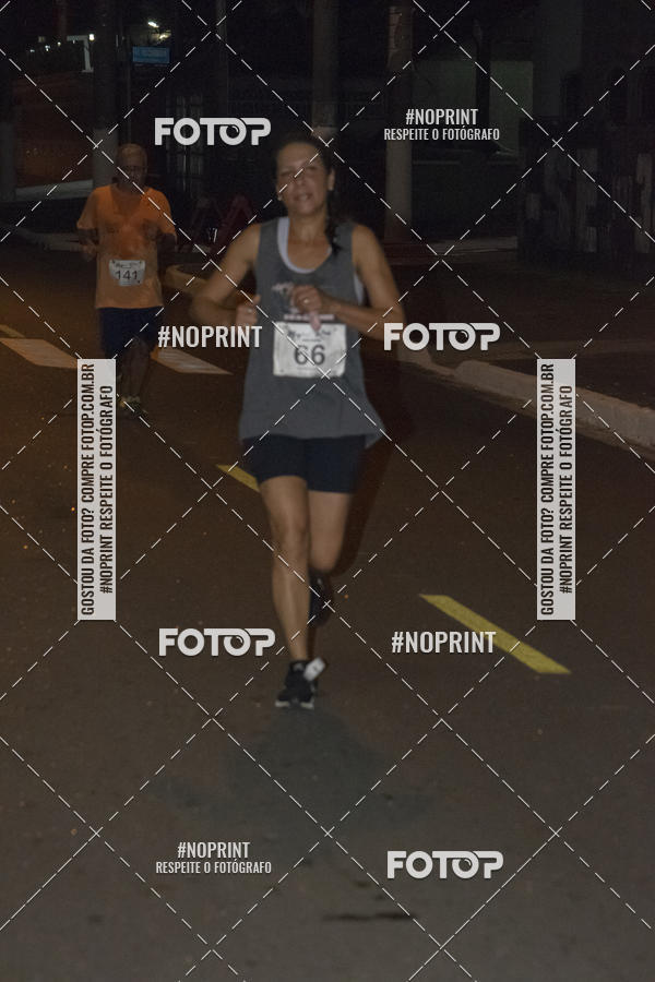 Buy your photos of the eventNight Run 5K 10K Praia Grande on Fotop