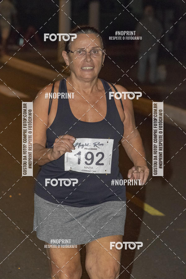 Buy your photos of the eventNight Run 5K 10K Praia Grande on Fotop