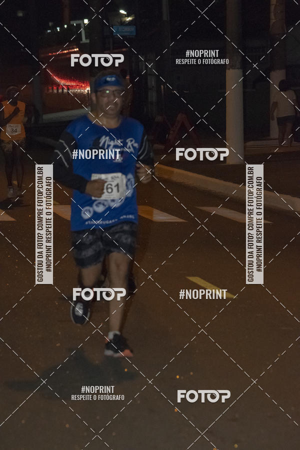 Buy your photos of the eventNight Run 5K 10K Praia Grande on Fotop