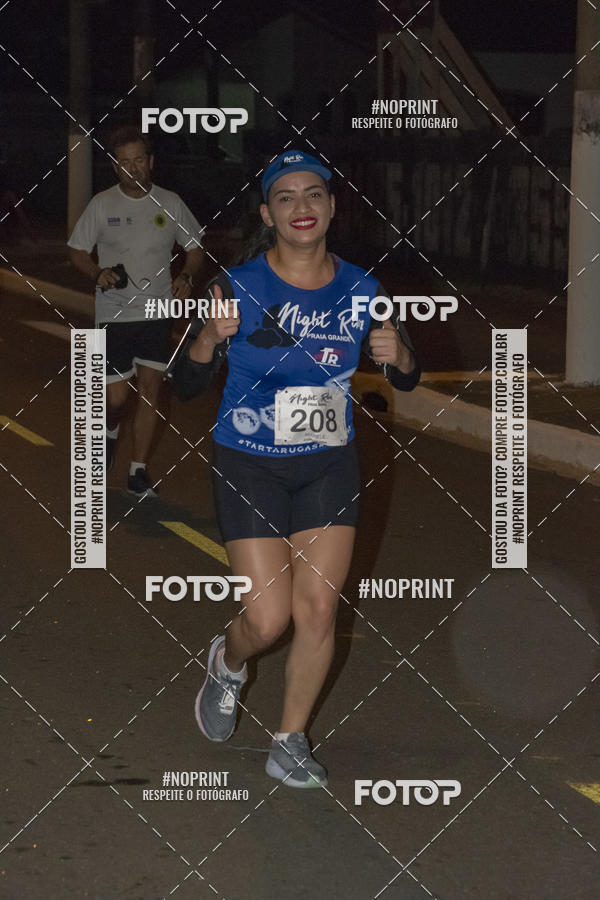 Buy your photos of the eventNight Run 5K 10K Praia Grande on Fotop