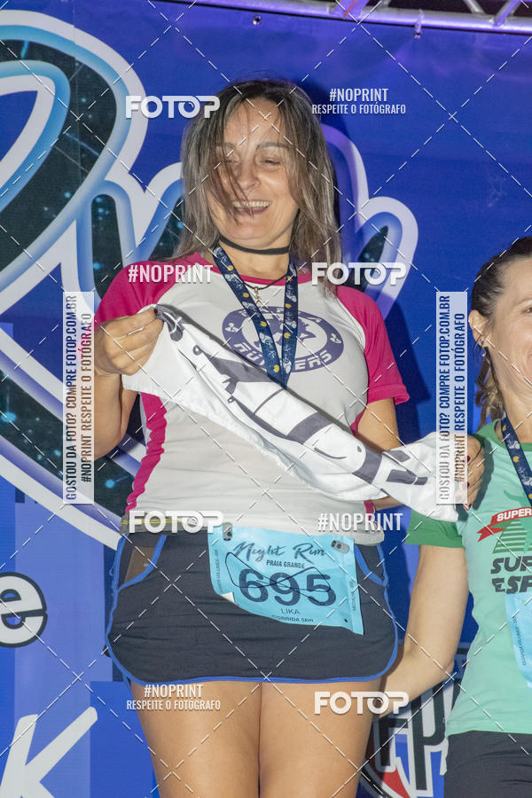 Buy your photos of the eventNight Run 5K 10K Praia Grande on Fotop