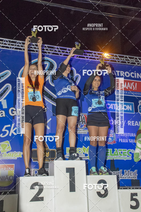 Buy your photos of the eventNight Run 5K 10K Praia Grande on Fotop