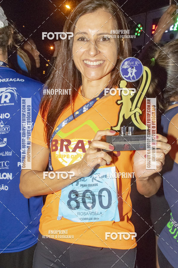 Buy your photos of the eventNight Run 5K 10K Praia Grande on Fotop