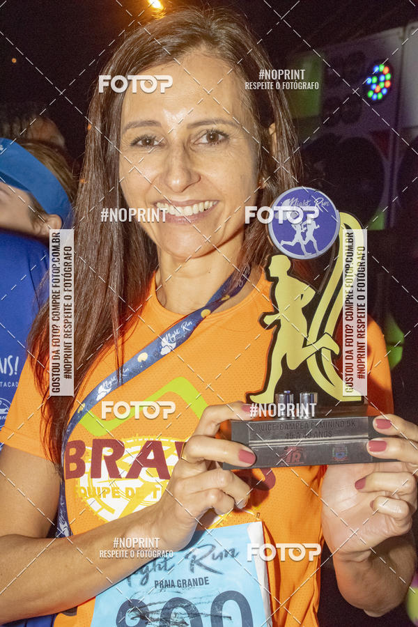 Buy your photos of the eventNight Run 5K 10K Praia Grande on Fotop