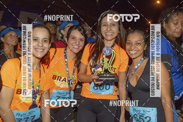 Buy your photos of the eventNight Run 5K 10K Praia Grande on Fotop