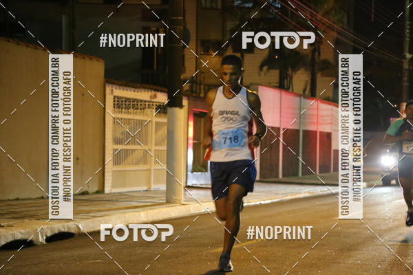 Buy your photos of the eventNight Run 5K 10K Praia Grande on Fotop