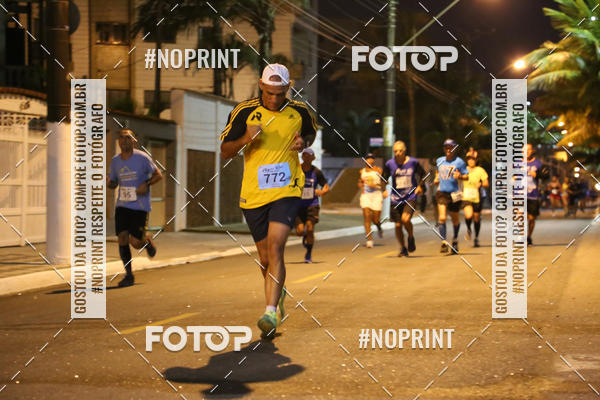 Buy your photos of the eventNight Run 5K 10K Praia Grande on Fotop