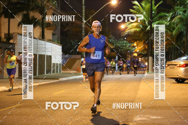 Buy your photos of the eventNight Run 5K 10K Praia Grande on Fotop