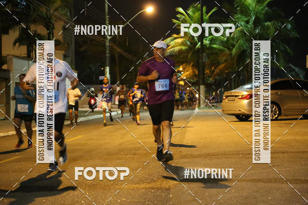 Buy your photos of the eventNight Run 5K 10K Praia Grande on Fotop