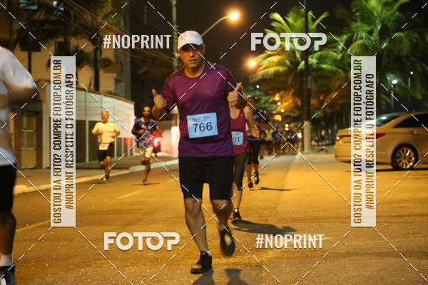 Buy your photos of the eventNight Run 5K 10K Praia Grande on Fotop
